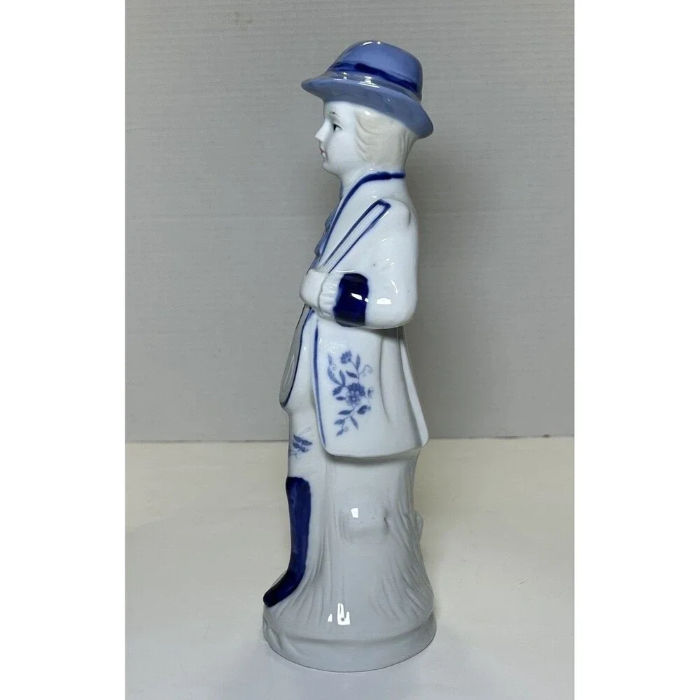 Vintage Porcelain Victorian/Colonial Boy Figurine White/Blue Home Decor